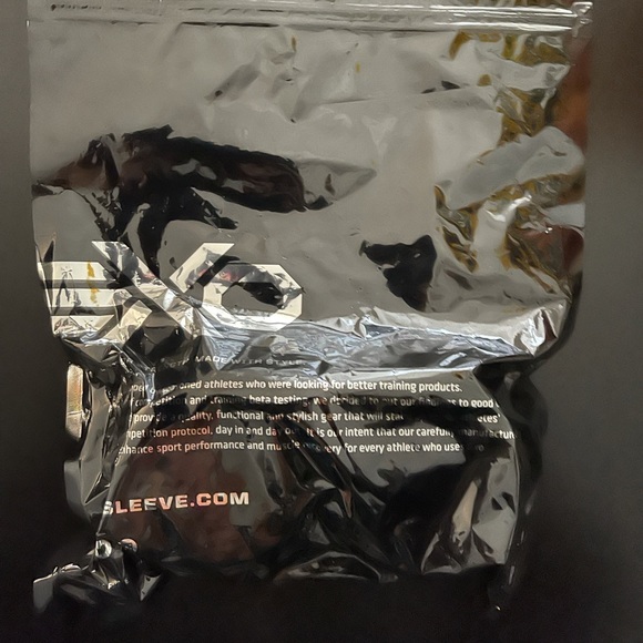 NWT Exo Sleeve - Picture 2 of 4